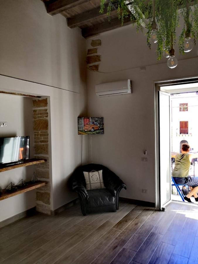Apartment Dolce In The Historical Center Of Life *